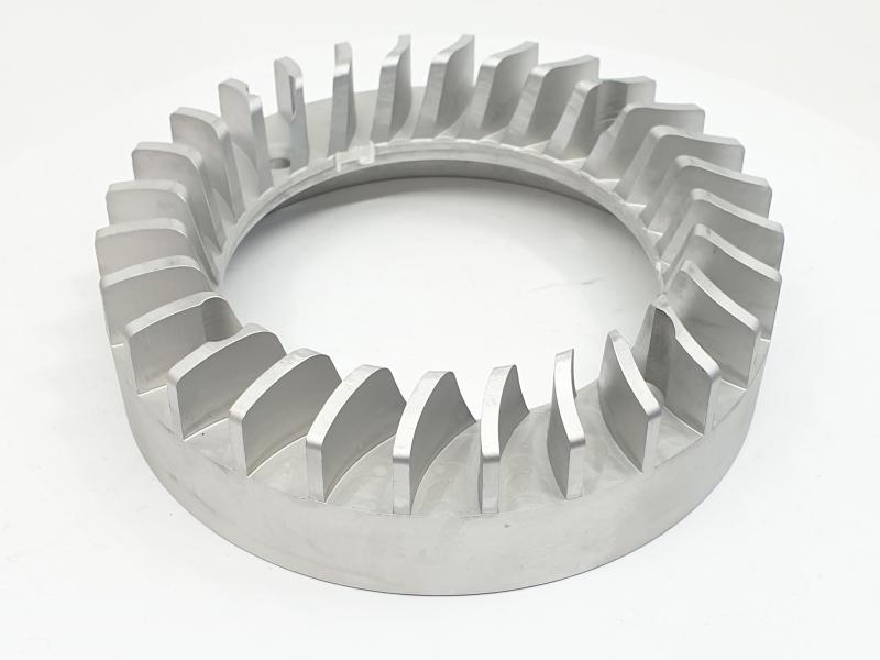 Schoepenrad voor geforceerd gekoelde motoren
