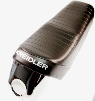 Buddyseat met chroom spoiler (model Centin)