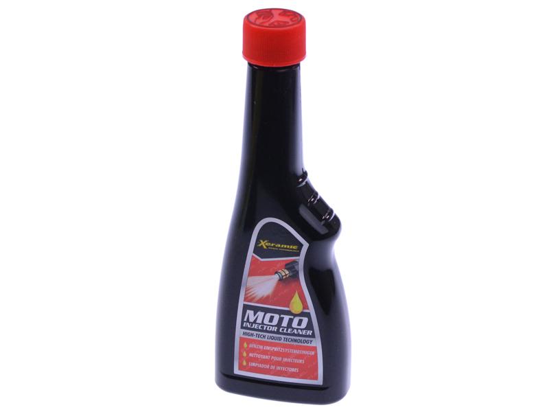 Xeramic motor/injector reiniger, 125ml voor 25 liter brandstof. Zorgt voor reiniging van het gehele brandstofsysteem. Reinigt en verwijderd afzetting in carburateur en sproeier. Verbeterd motorprestatie door een betere verbranding.