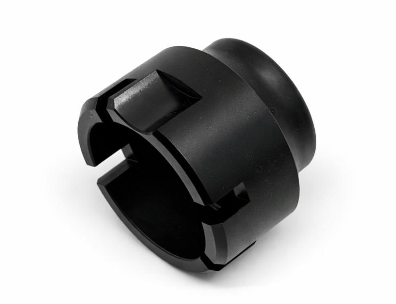 Carterbeschermer zwart. Voorkomt inslijten van de ketting in je carter. Alleen geschikt voor direkt geschakelde motoren